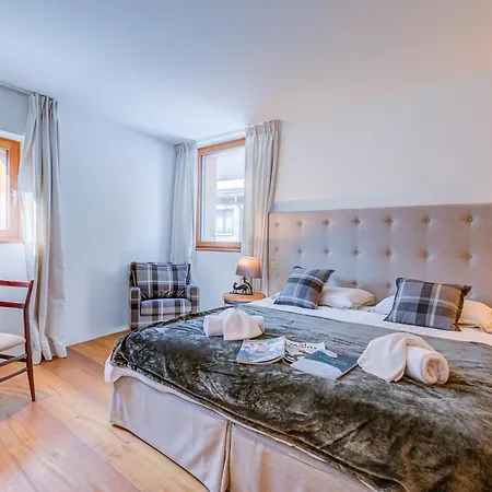 Maison Montagne Apartamento Samedan