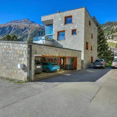 Boutique Moritz For 12 With Sauna Villa Samedan