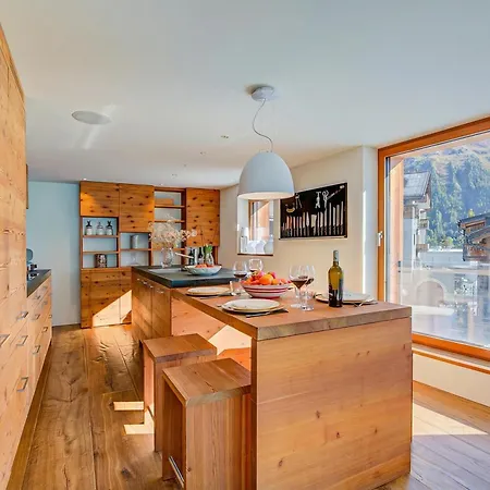 Boutique Moritz For 12 With Sauna * Samedan
