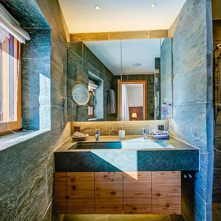 Boutique Moritz For 12 With Sauna * Samedan