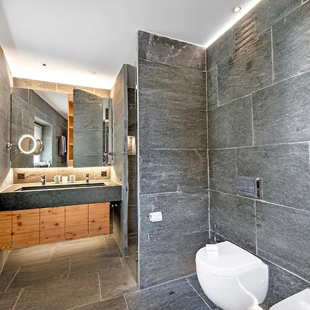 Maison Montagne Апартаменты *